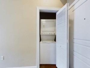 Apartments in Baton Rouge - Studio Apartment - Allen - Laundry Closet